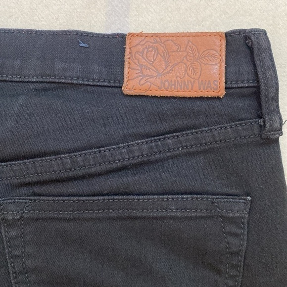 Johnny Was Black Skinny Jean Women’s Size 28 - Picture 11 of 15